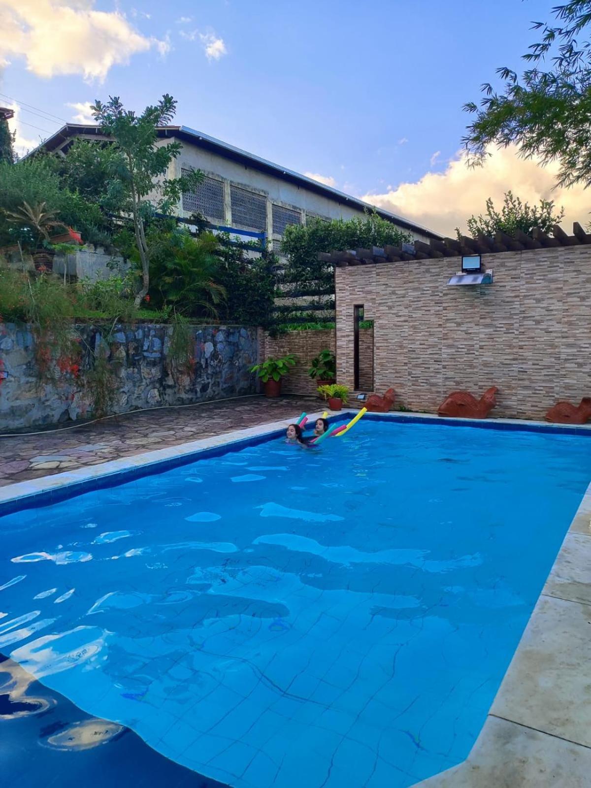 Casa Cantinho Da Paz, Seu Lazer Completo, Churrasqueira, Piscina E Muita Tranquilidade